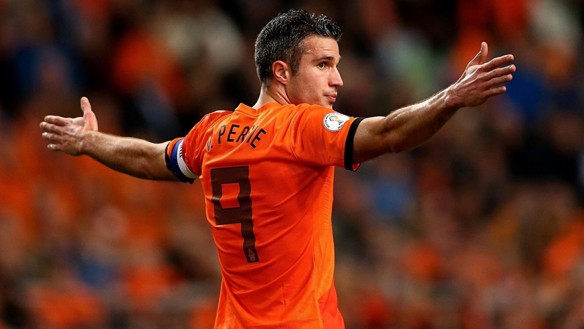 开云体育下载-欧洲杯决胜时刻：战术变化带来意想不到的结局，欧洲杯决赛阶段规则